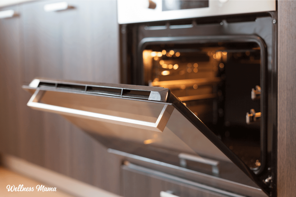 How one can Clear An Oven (With Non-Toxic Cleaners)